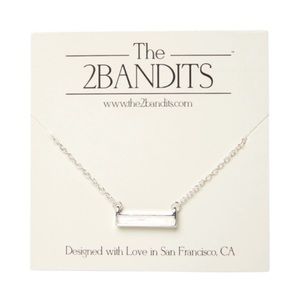 The 2Bandits Athens bar necklace.
